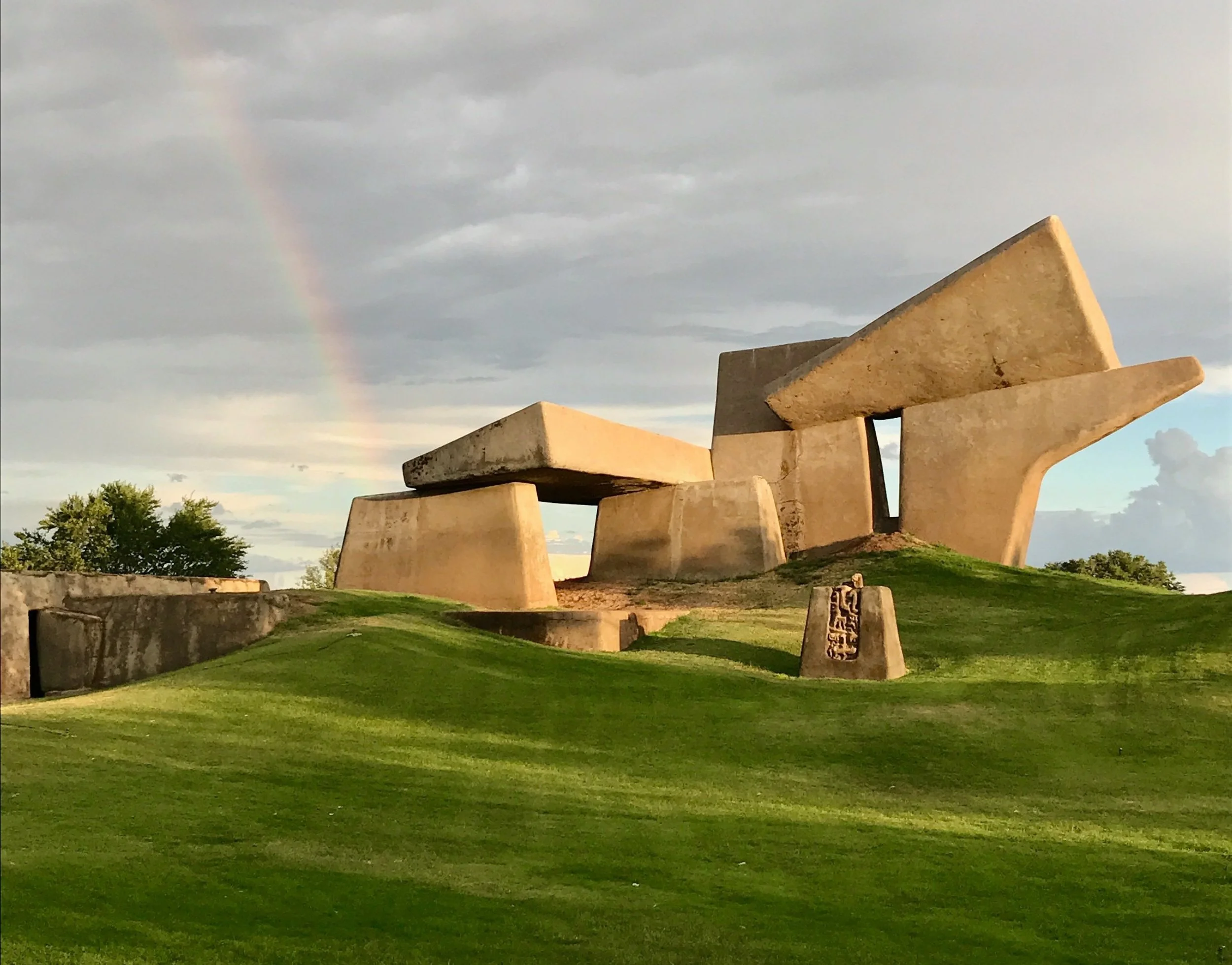 The Henge — Willard F. Midgette